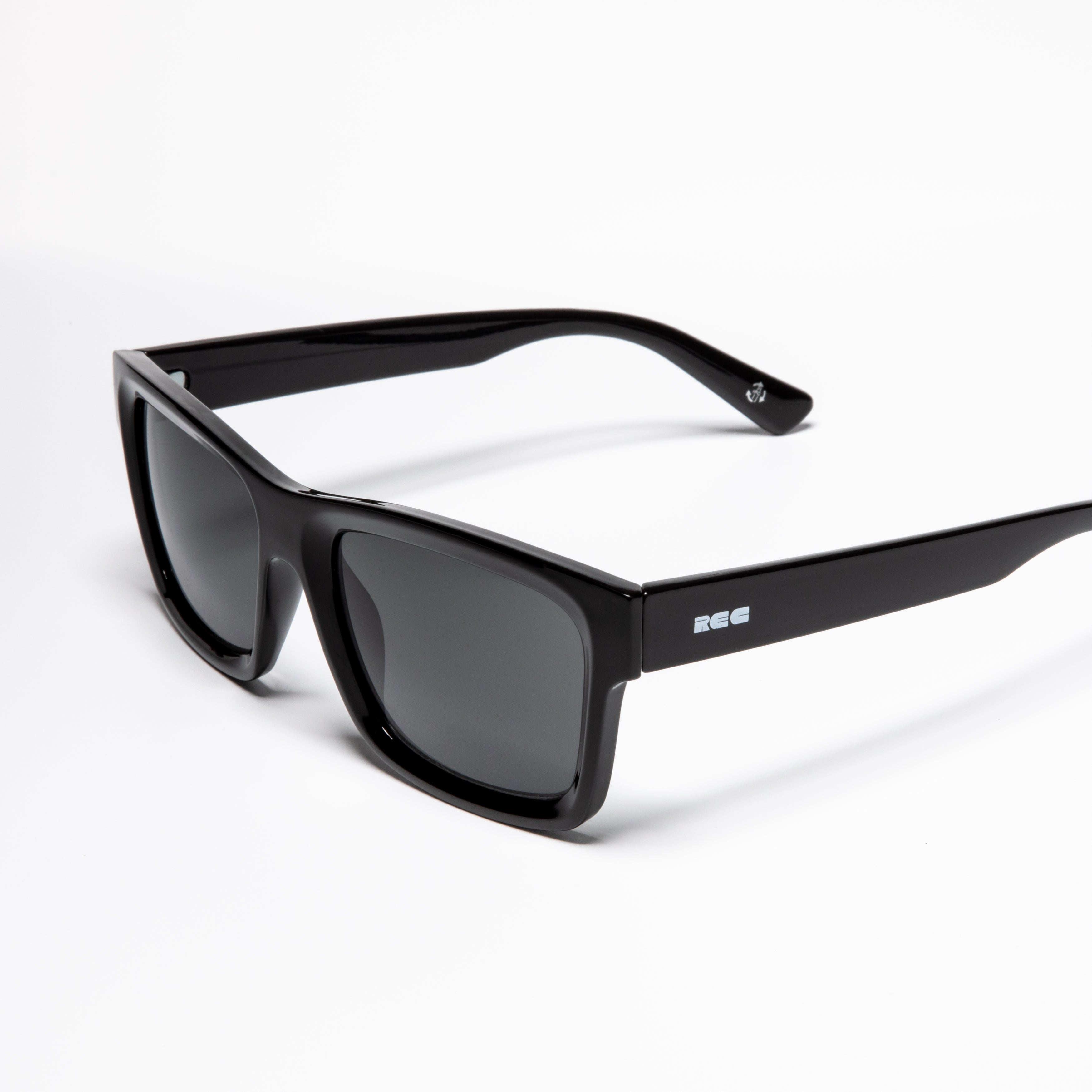 Revolver Black